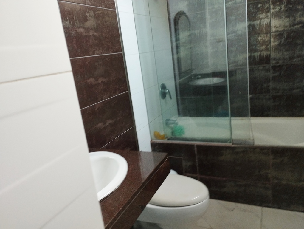 Elegante residencia en la zona más tranquila de La Planicie, excelente oferta