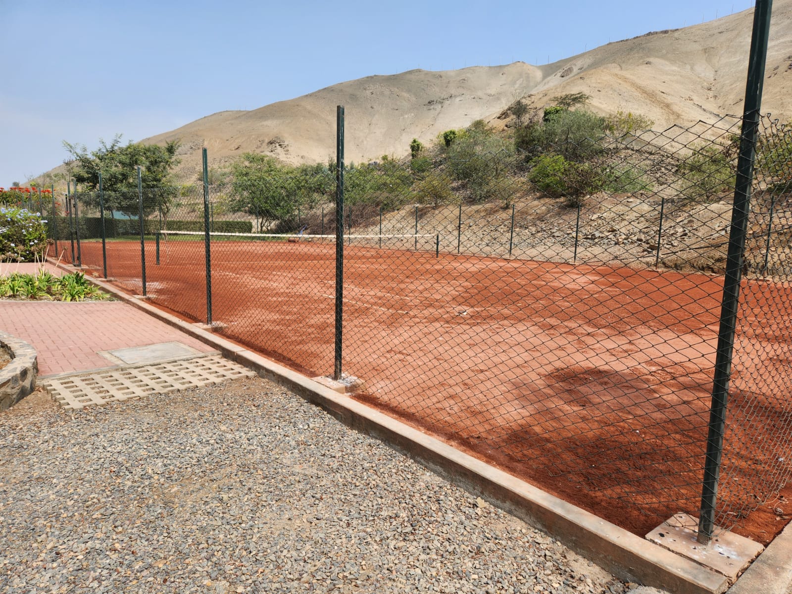 SE VENDE TERRENO EN CONDOMINIO EXCLUSIVO DE LOMAS DE HUANDO EN HUARAL