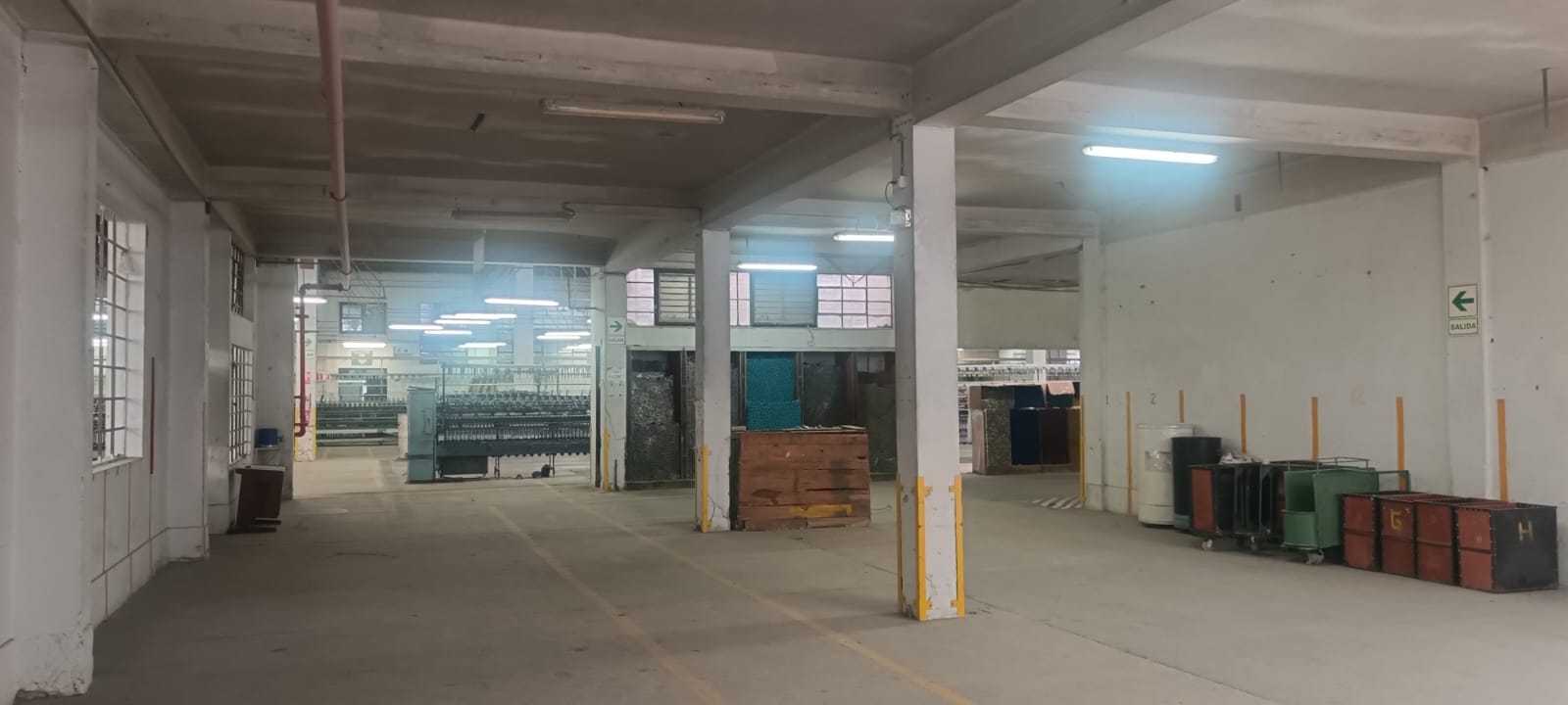 SE VENDE O ALQUILA LOCAL DE AT.12,037m2 EN LA VICTORIA