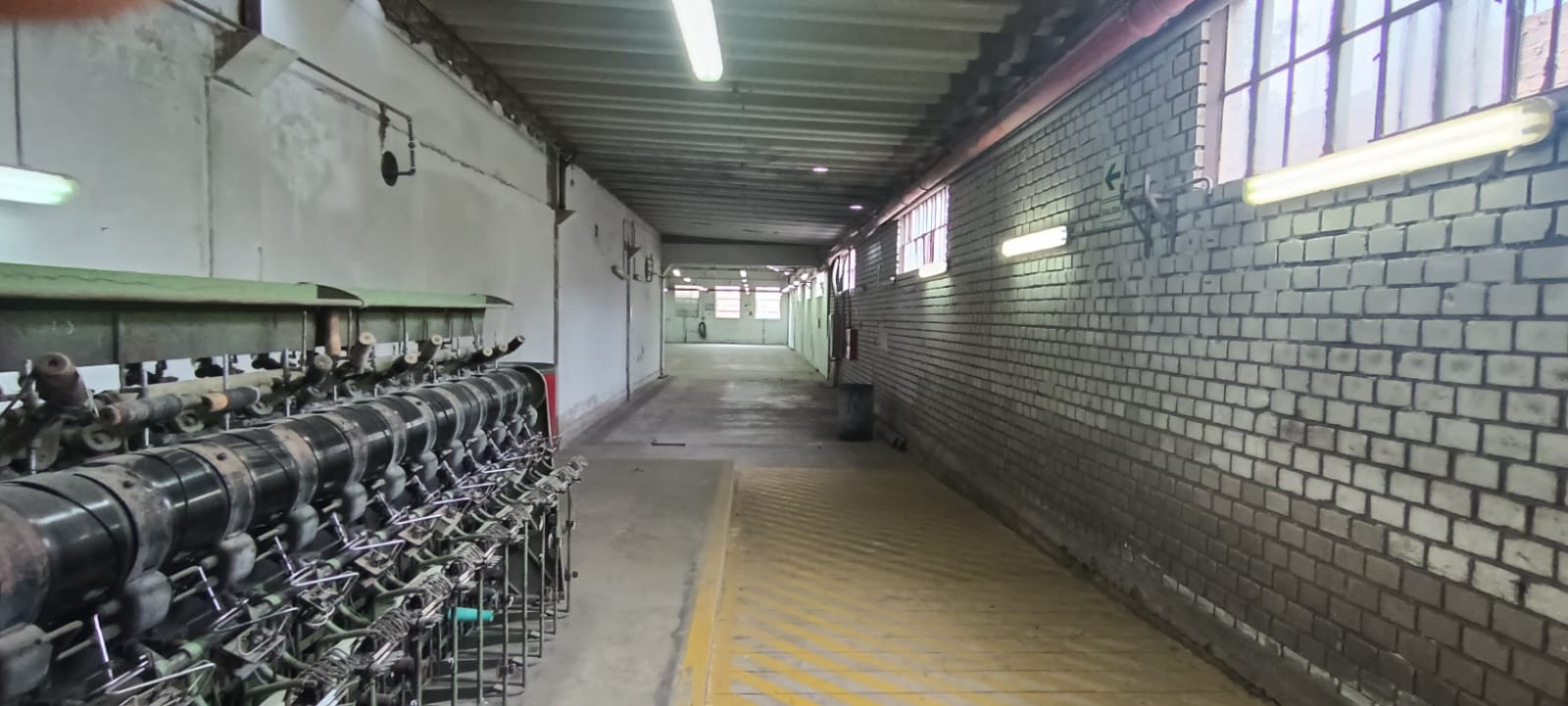 SE VENDE O ALQUILA LOCAL DE AT.12,037m2 EN LA VICTORIA