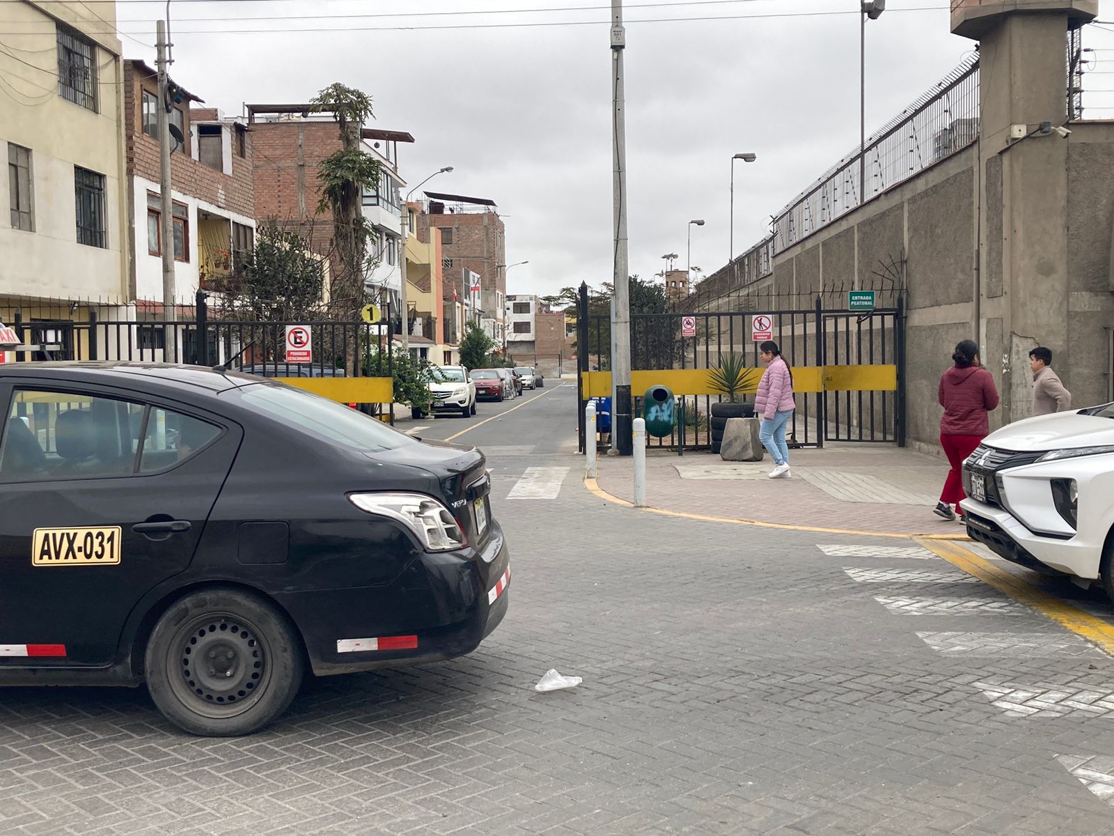 Se vende Inmueble  de AT. 10,000m2 en Cercado de Lima Zonificacion Comercial
