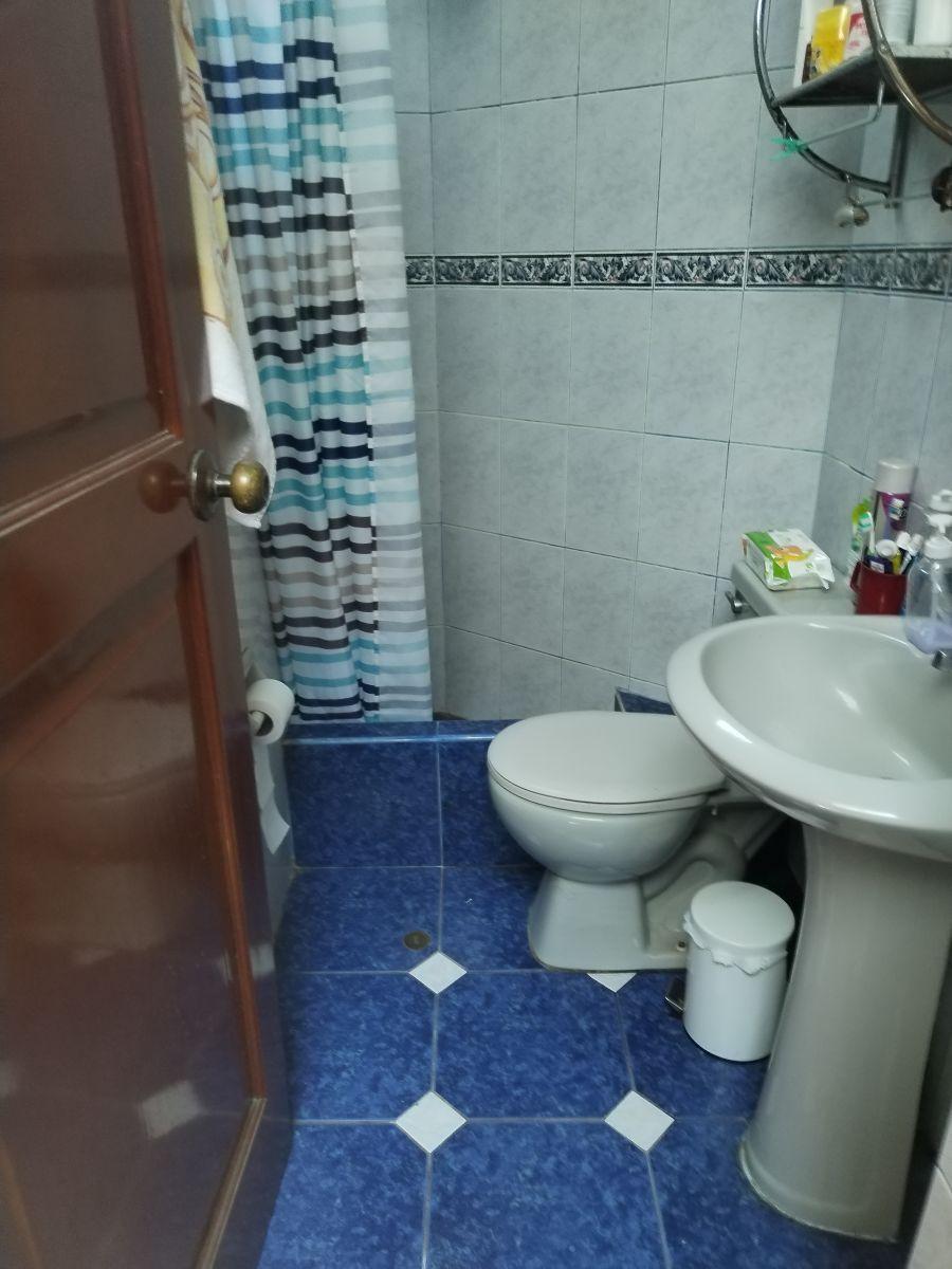 SE VENDE CASA EN LOS CEDRO DE VILLA CHORRILLOS