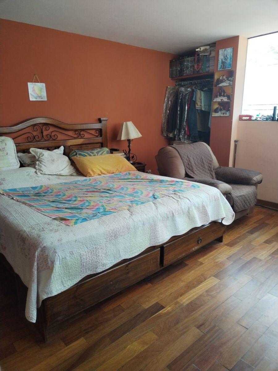 SE VENDE CASA EN LOS CEDRO DE VILLA CHORRILLOS