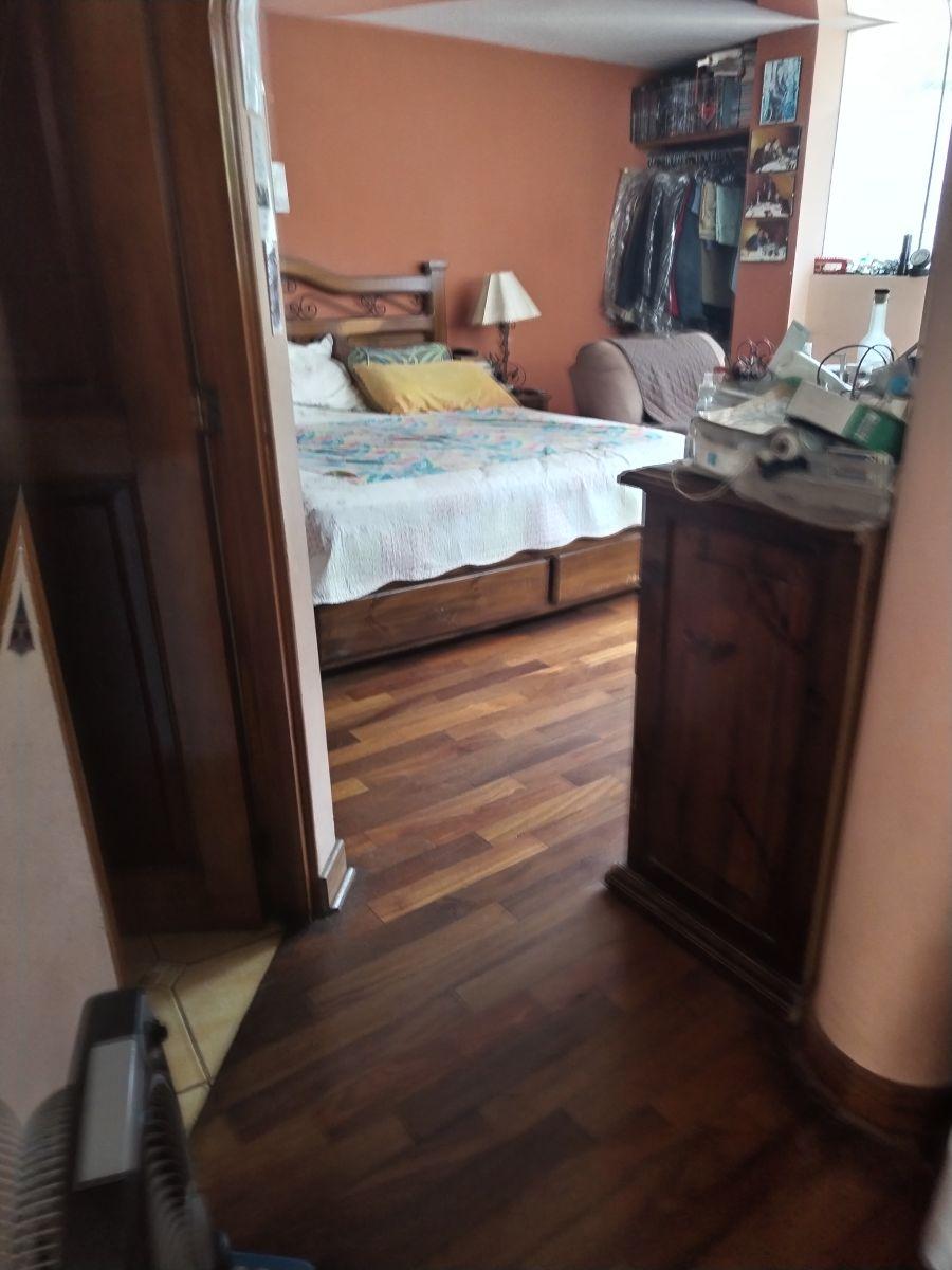 SE VENDE CASA EN LOS CEDRO DE VILLA CHORRILLOS