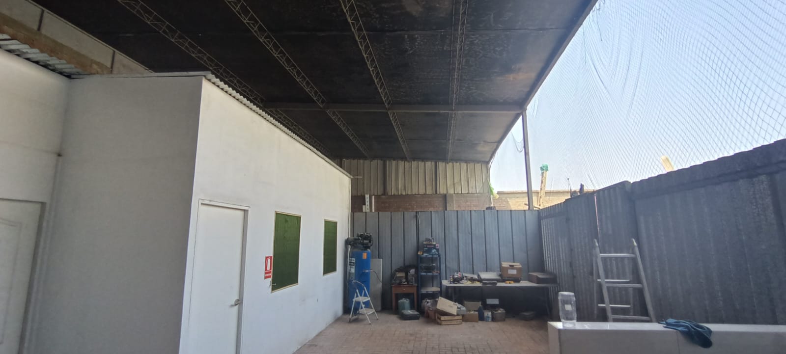 Se Vende local Taller de 962.10 m². en la Av. Bolognesi, Urb. Tambo Viejo,  Cieneguilla