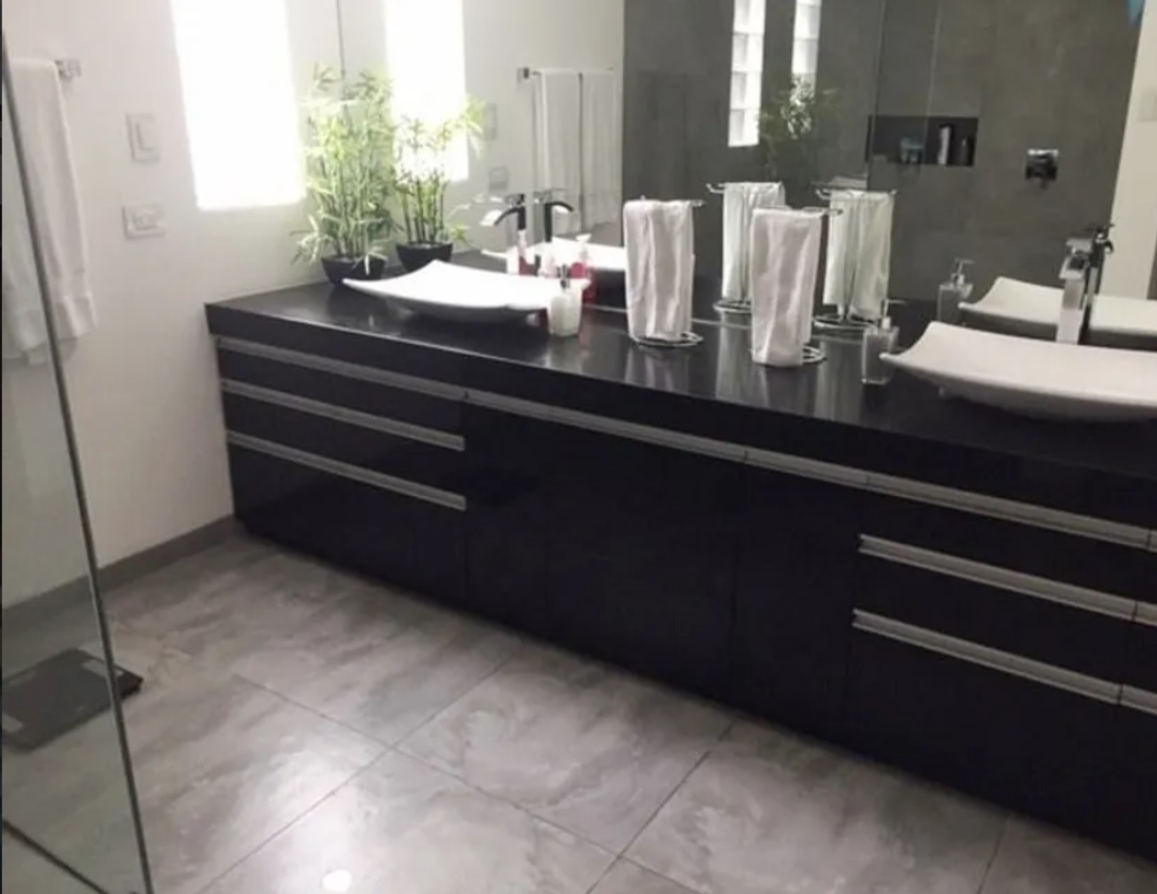 Hermosa residencia en La Planicie