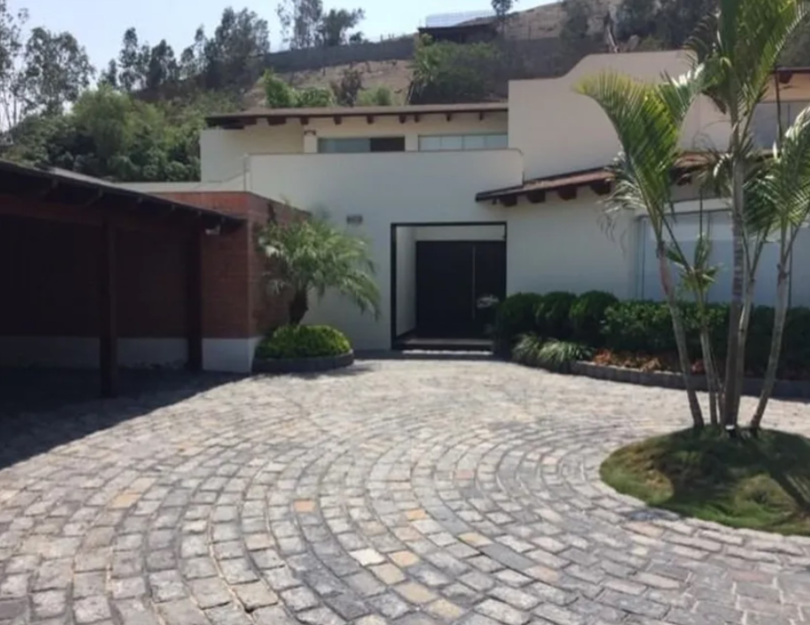 Hermosa residencia en La Planicie