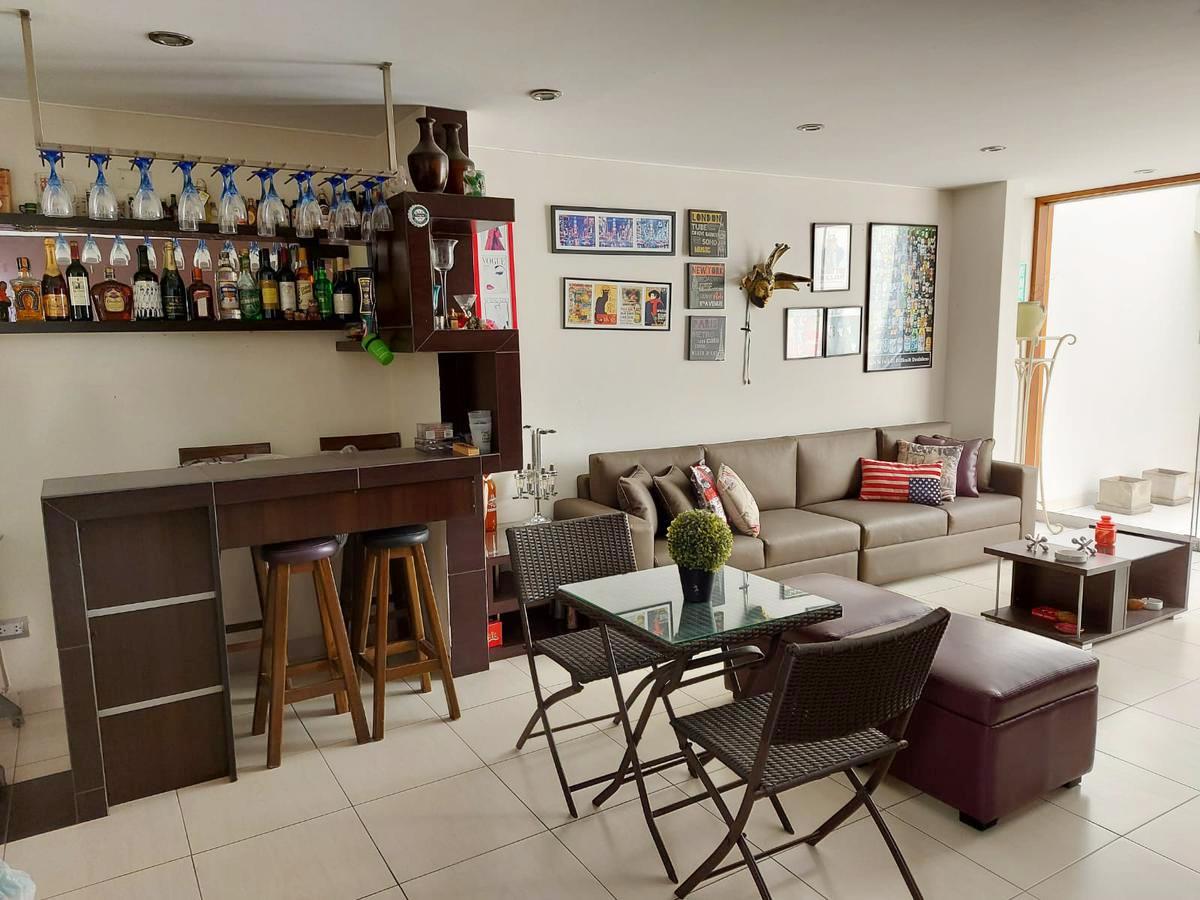 Linda casa en Las Lagunas