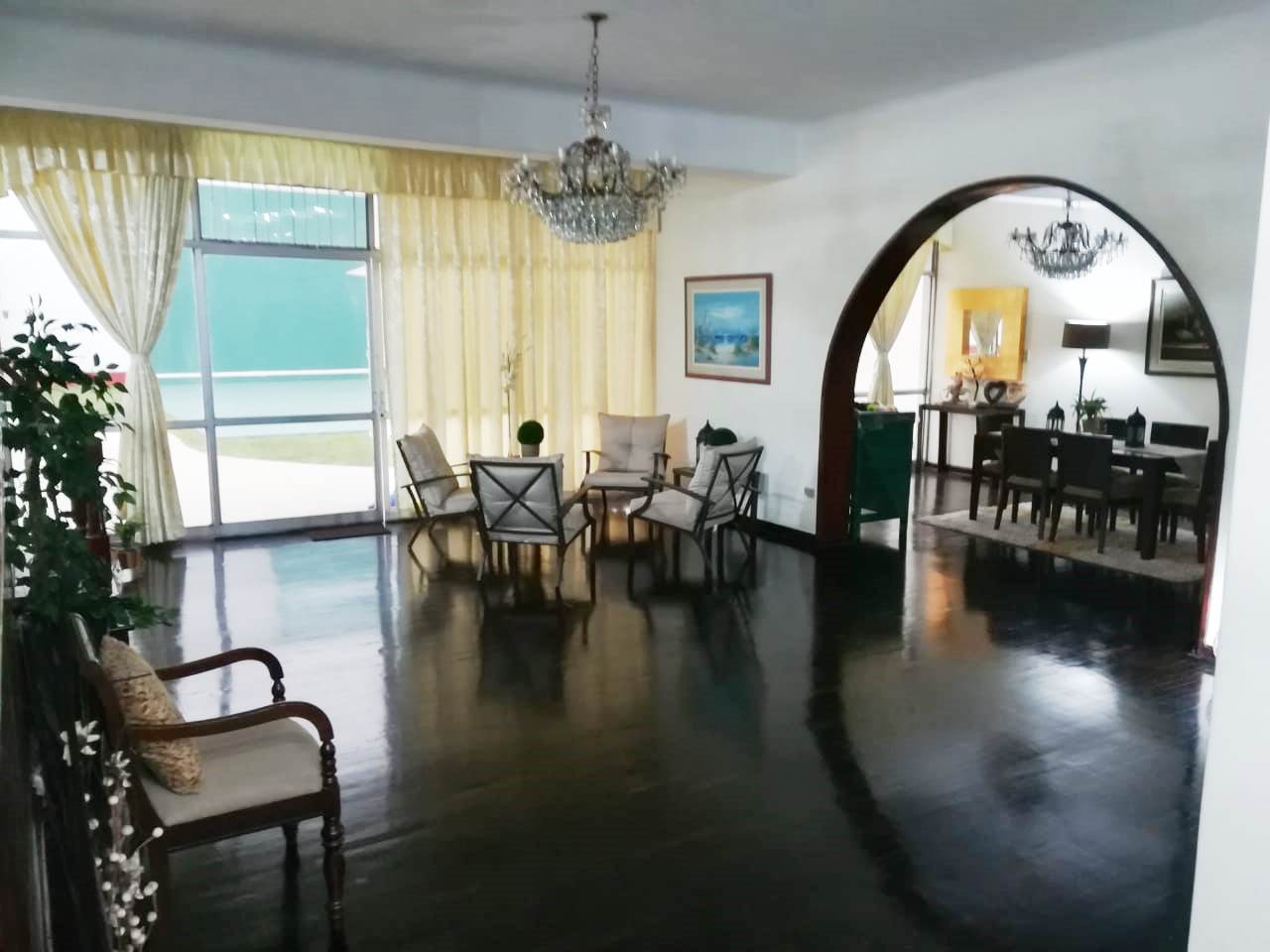 Hermosa residencia en La Molina
