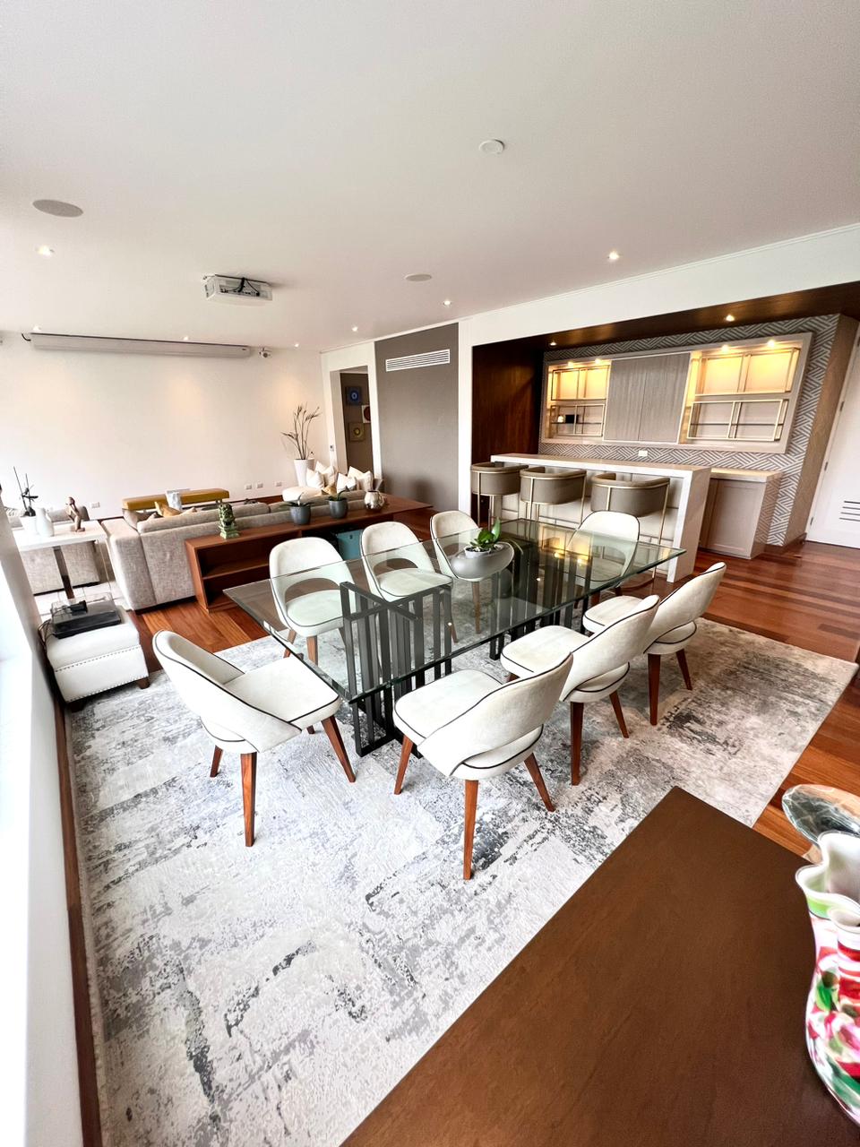 Lindo departamento en zona tranquila de San Isidro