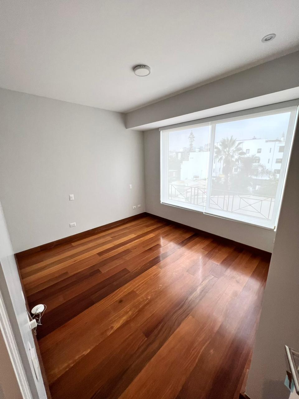 Lindo departamento en zona tranquila de San Isidro