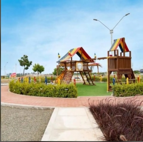 VENTA DE TERRENO EN EL CONDOMINIO (La Alborada de Asia)