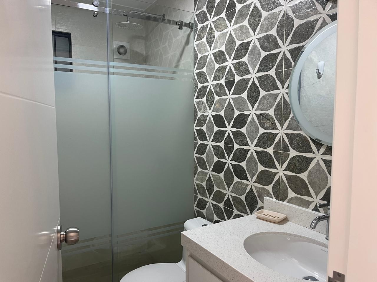 VENDO DEPARTAMENTO FRENTE A PARQUE EN LOS ROSALES SURCO