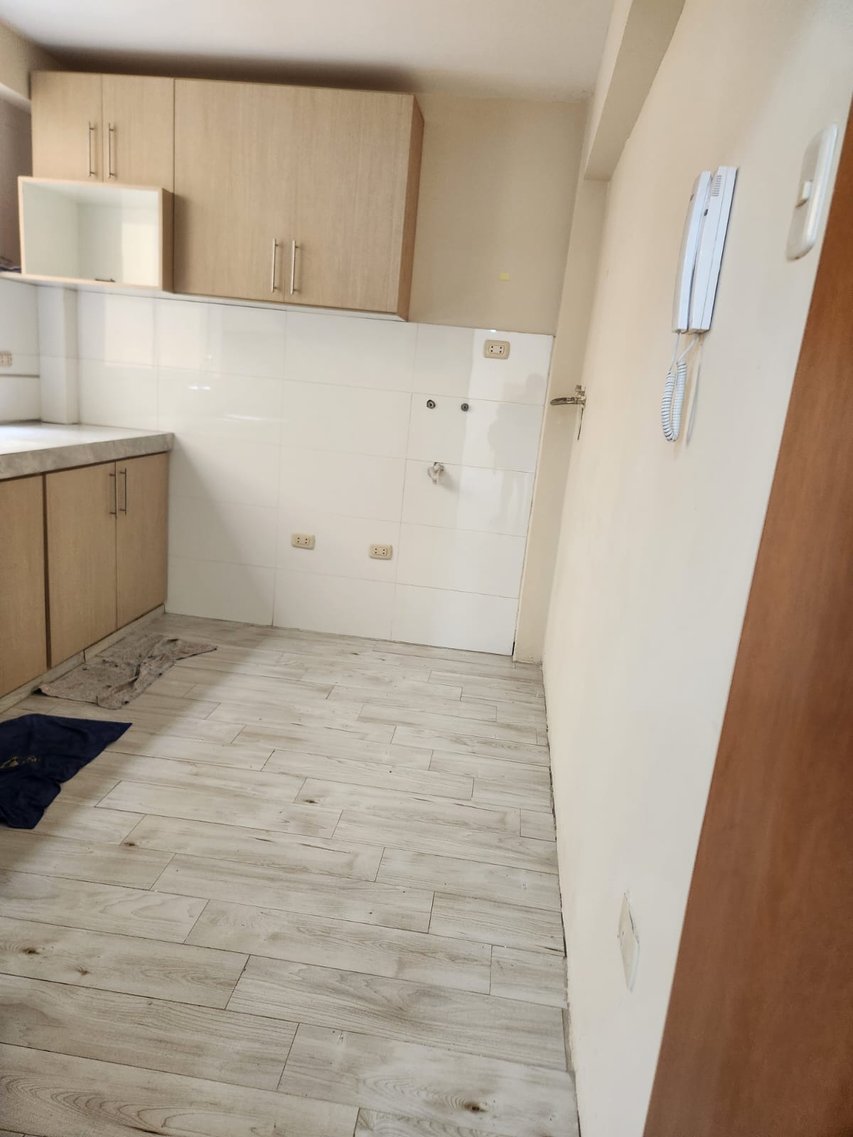 SE VENDE DEPARTAMENTO DE ESTRENO