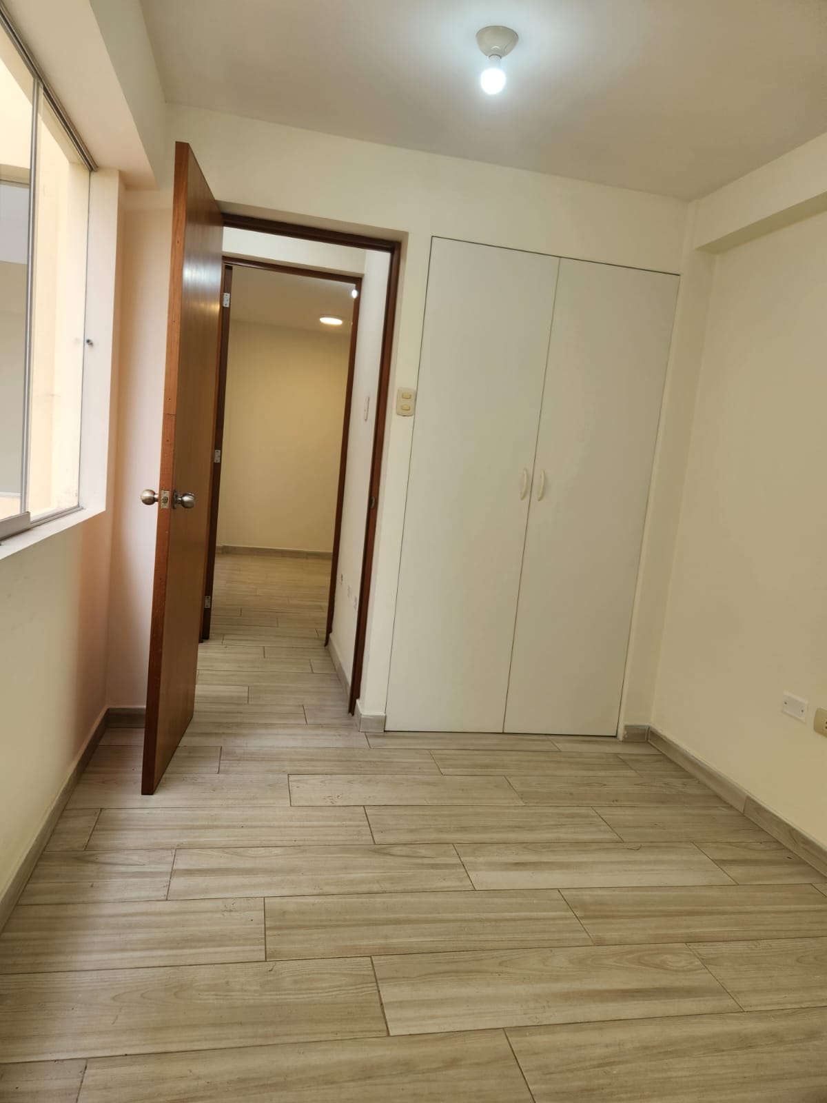 SE VENDE DEPARTAMENTO DE ESTRENO