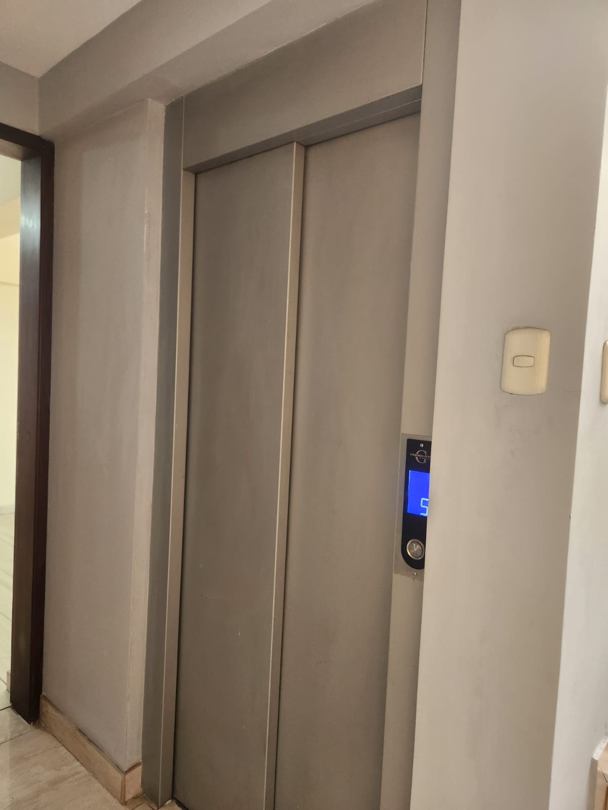 Alquilo departamento  de 4 dormitorios en Pueblo Libre