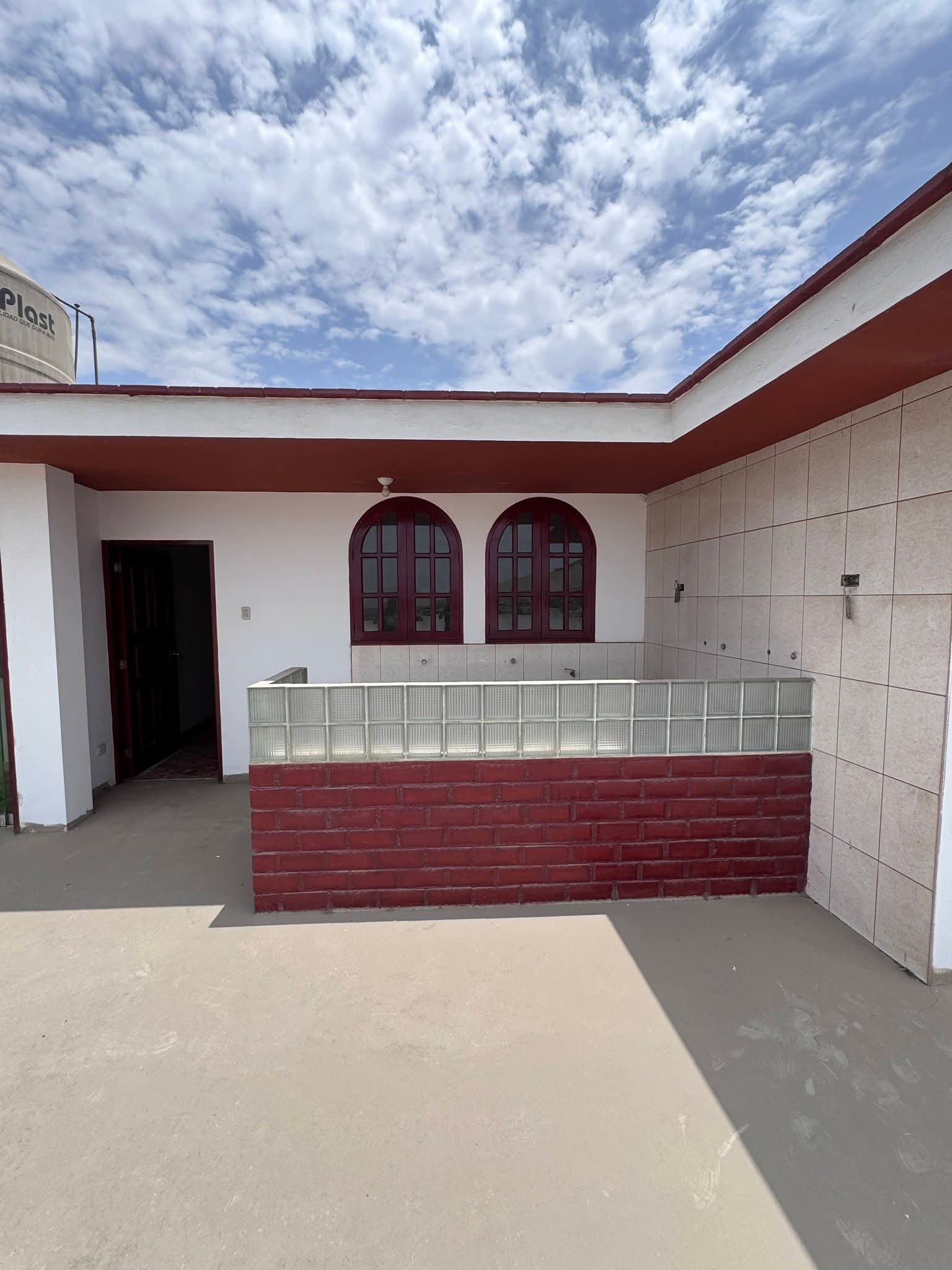 VENDO LOCAL INDUSTRIAL EN PUENTE PIEDRA LIMA