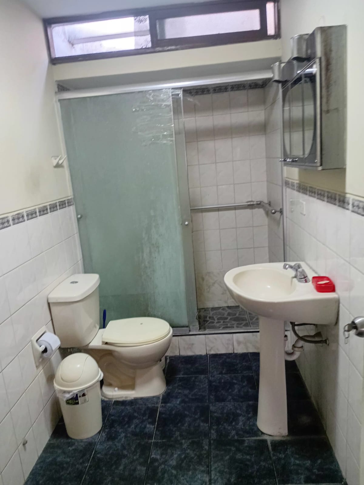 BAÑO SEGUNDO PISO