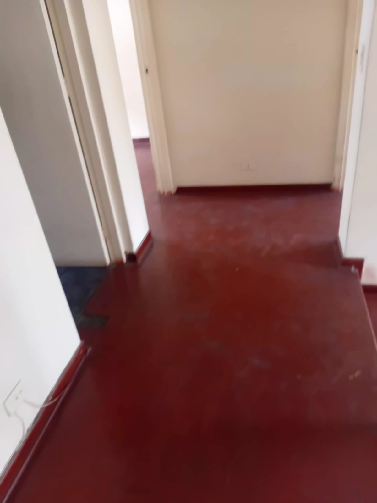 Vendo casa frente a parque en urbanización Higuereta Surco