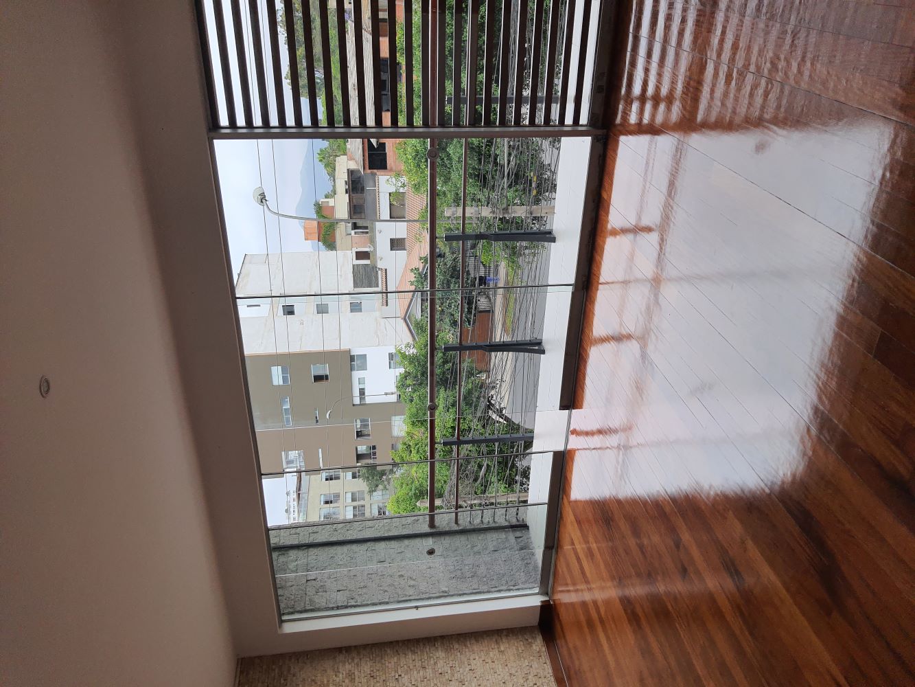 Alquilo Departamento de 118 m2, 2 dormitorios en Miraflores